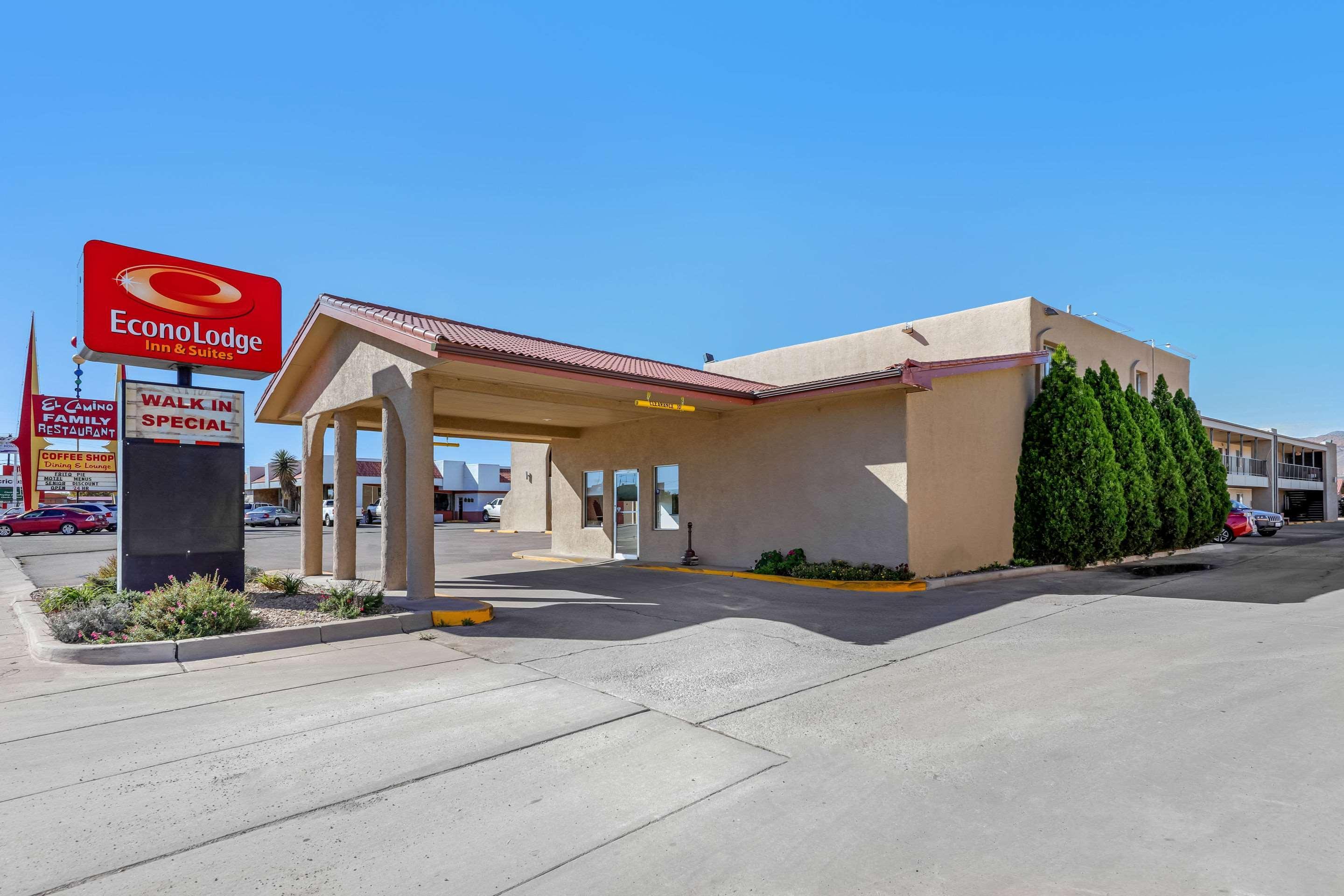 Econolodge Inn & Suites Socorro Exterior photo